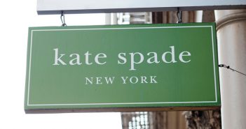 Kate Spade started with a simple wish: An unfussy handbag - CBS News